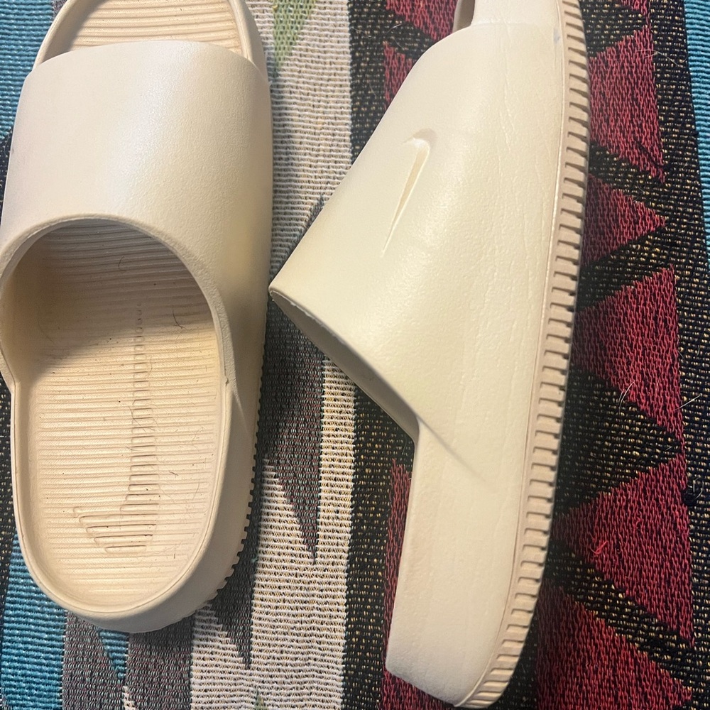 Nike Women’s Calm Slide Sandals